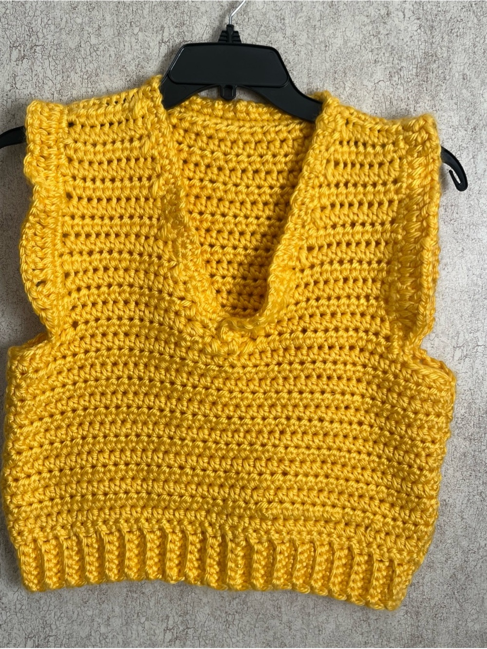 Hand Crochet Bear Chunky Knit Yellow V Neck Ladies Large Hippie Ribbed Hem Chic